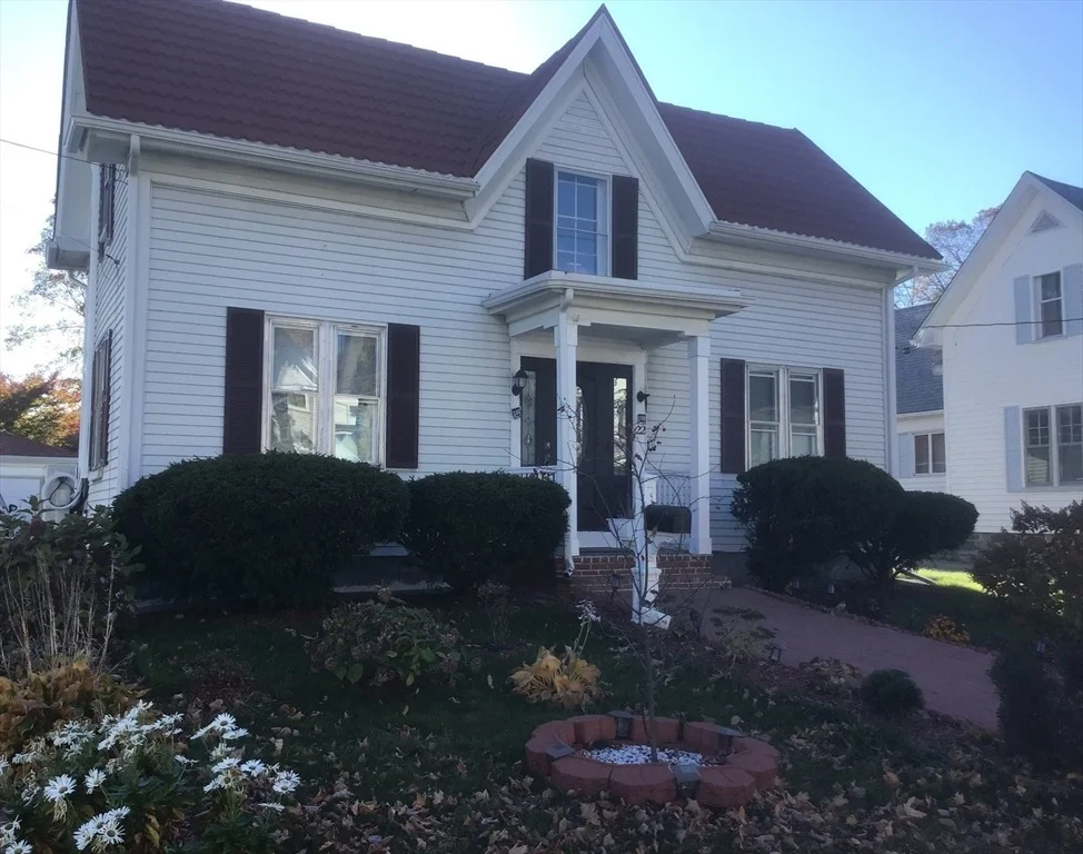 Unit for sale at 22 Maple St, Taunton, MA 02780