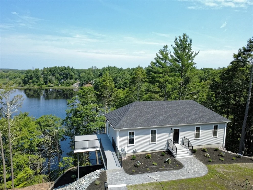 Unit for sale at 10 Macarthur Ave, Norfolk, MA 02056