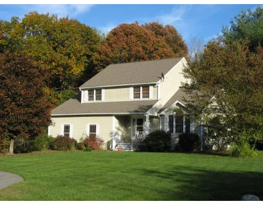 Unit for sale at 6 Lorden Dr, Westford, MA 01886