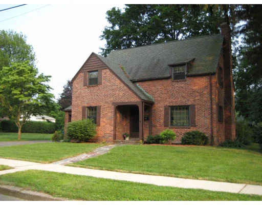 Unit for sale at 59 Hendrick St, Chicopee, MA 01020