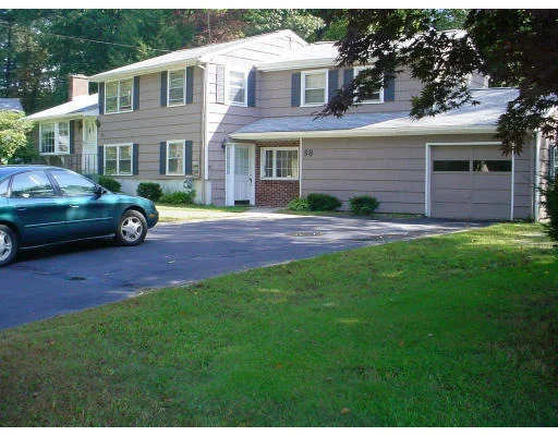 Unit for sale at 98 Wilmington Rd, Burlington, MA 01803