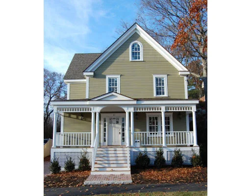 Unit for sale at 10 Pine St, Manchester, MA 01944