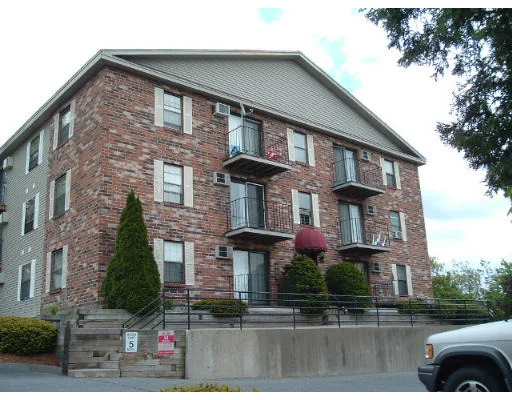 Unit for sale at 10 Hemans Street, Worcester, MA 01610