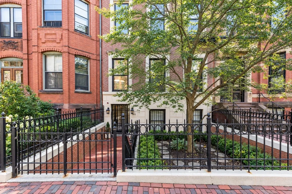 Unit for sale at 180 Marlborough St, Boston, MA 02116