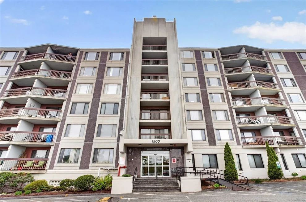 Unit for sale at 1500 Worcester Rd, Framingham, MA 01072