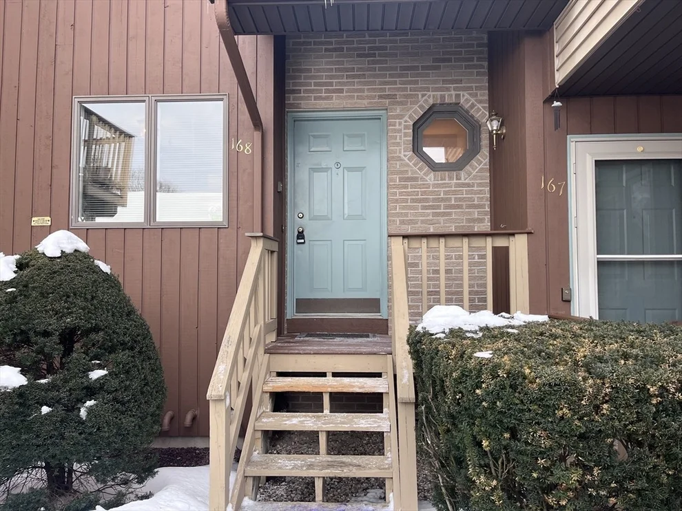 Unit for sale at 168 Pine Grove, South Hadley, MA 01075