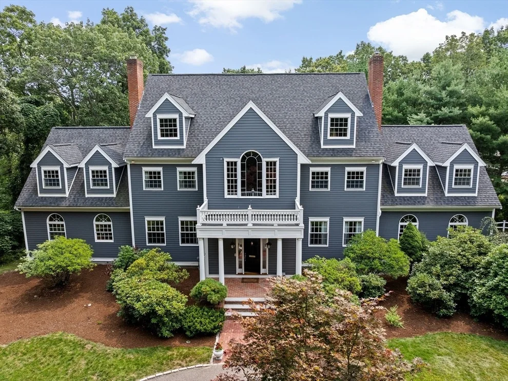 Unit for sale at 105 East St, Hingham, MA 02043