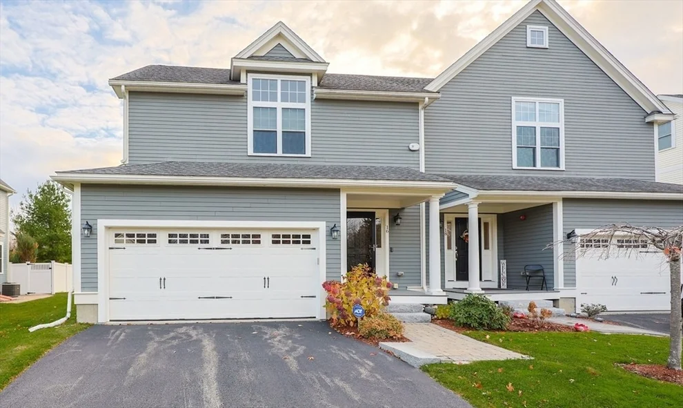 Unit for sale at 16 Clarks Hill Ln, Framingham, MA 01702