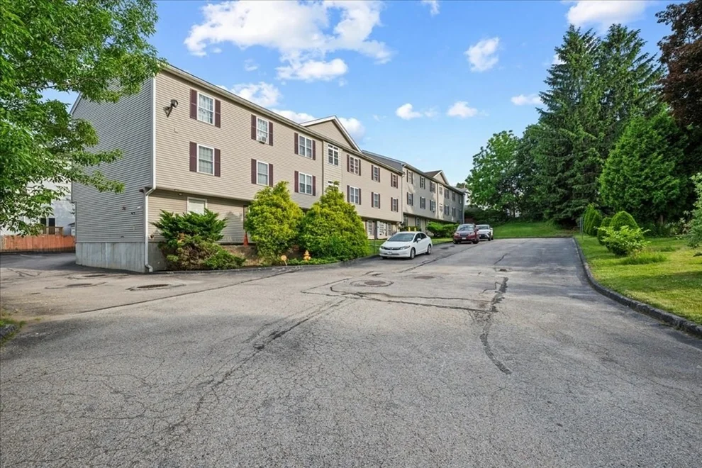 Unit for sale at 1 Hatfield St, Worcester, MA 01604