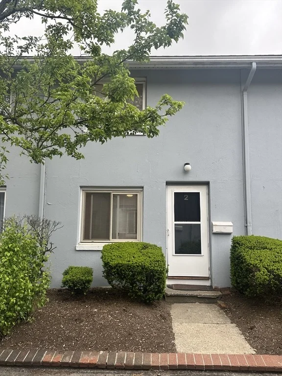 Unit for sale at 994 Washington St, Weymouth, MA 02189