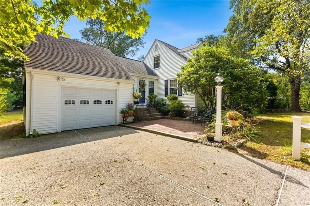 Unit for sale at 15 Felch Rd, Natick, MA 01760