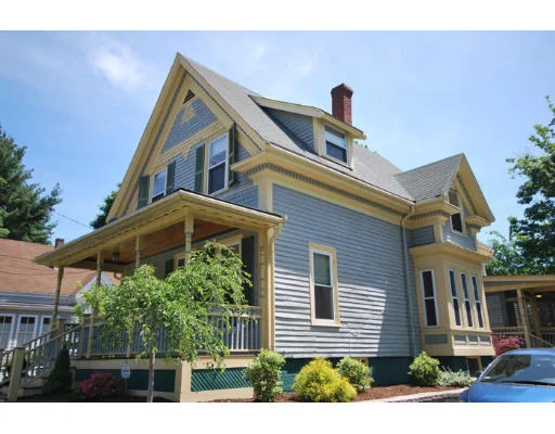 Unit for sale at 33 Warren St., Melrose, MA 02176