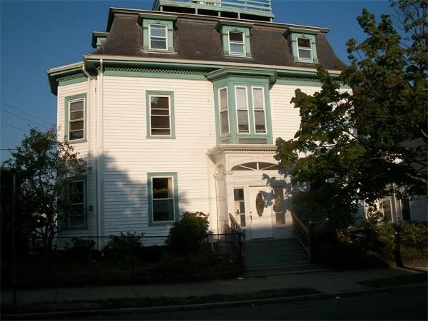 Unit for sale at 69 Newhall St, Lynn, MA 01902