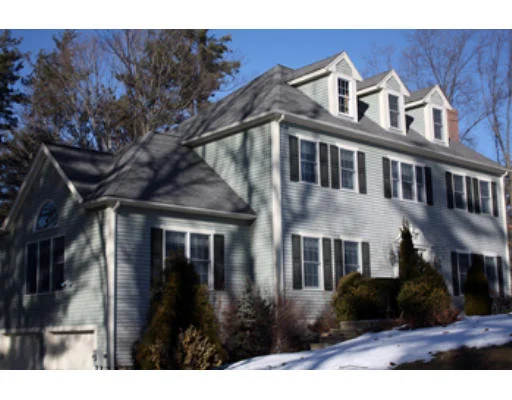 Unit for sale at 6 Sandy Ridge Rd, Sterling, MA 01564