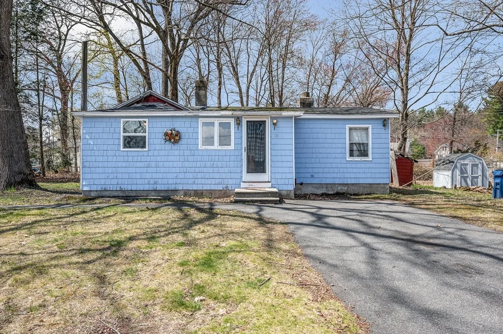 Unit for sale at 118 Mascuppic Trl, Tyngsborough, MA 01879