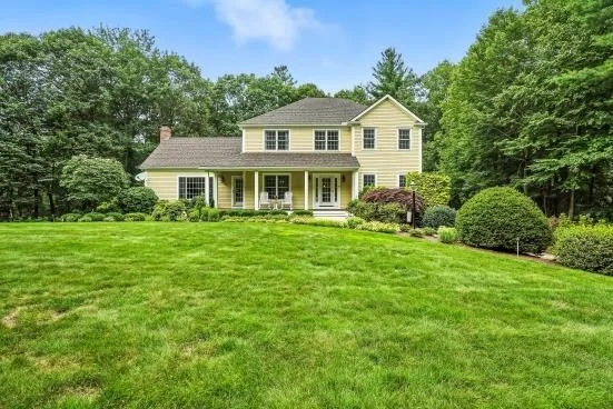 Unit for sale at 8 Miscoe Hill Rd, Upton, MA 01568