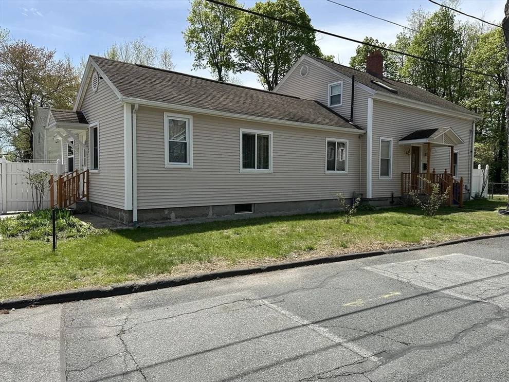 Unit for sale at 133 Hampden Street, West Springfield, MA 01089