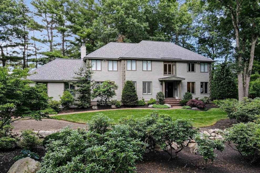 Unit for sale at 28 Smithshire Estates, Andover, MA 01810
