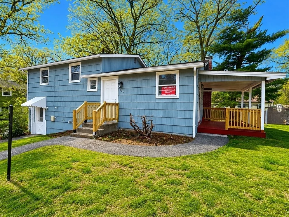 Unit for sale at 283 Pond St, Rockland, MA 02370