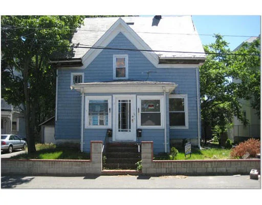 Unit for sale at 15 Somerset Pl, Brockton, MA 02301