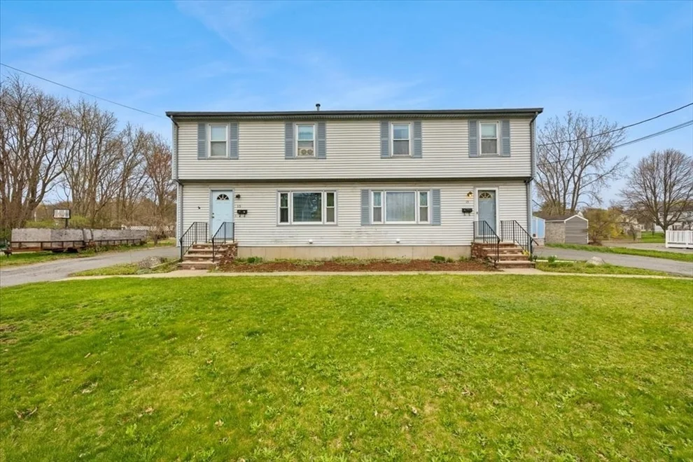 Unit for sale at 15 Hart St, Taunton, MA 02780