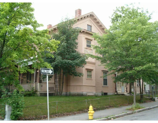 Unit for sale at 18 Crown, Worcester, MA 01609