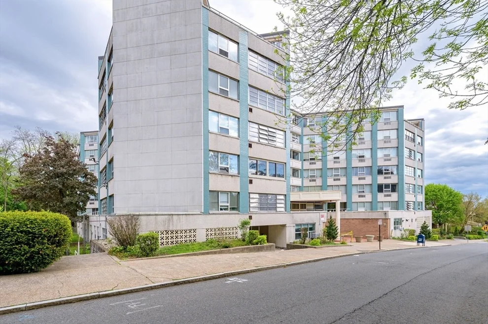Unit for sale at 101 Mulberry St, Springfield, MA 01105