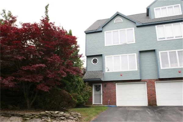 Unit for sale at 301 Reynolds Dr, Saugus, MA 01906