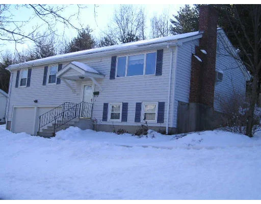 Unit for sale at 102 Francis Ave, Shrewsbury, MA 01545