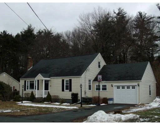 Unit for sale at 25 Fairlawn St, Grafton, MA 01536