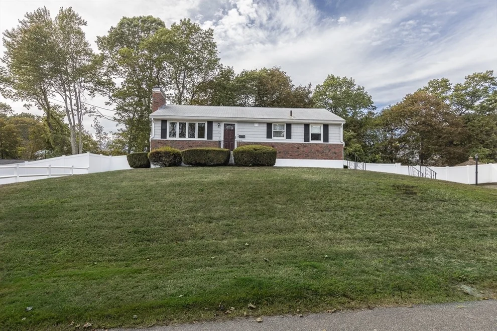 Unit for sale at 2 Sophia Road, Salem, MA 01970