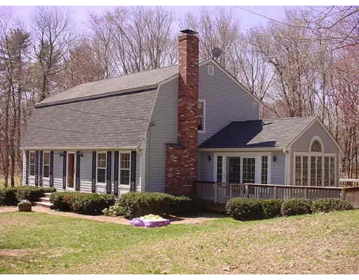 Unit for sale at 981 Johnson St, North Andover, MA 01845