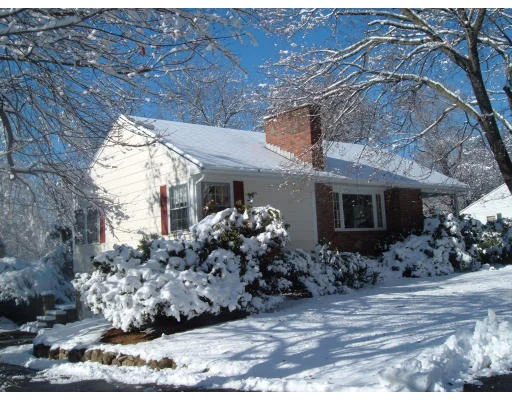 Unit for sale at 10 Lexington Road, Wellesley, MA 02482