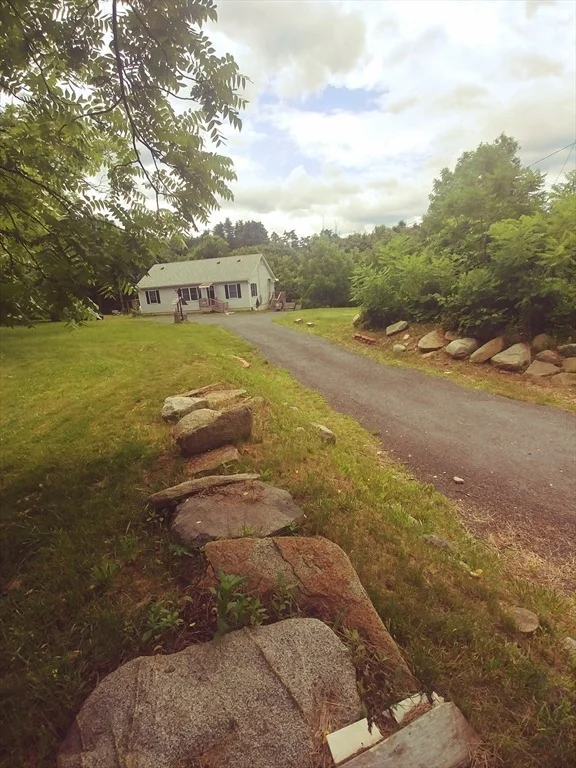 Unit for sale at 5 Silver St, Wilbraham, MA 01095