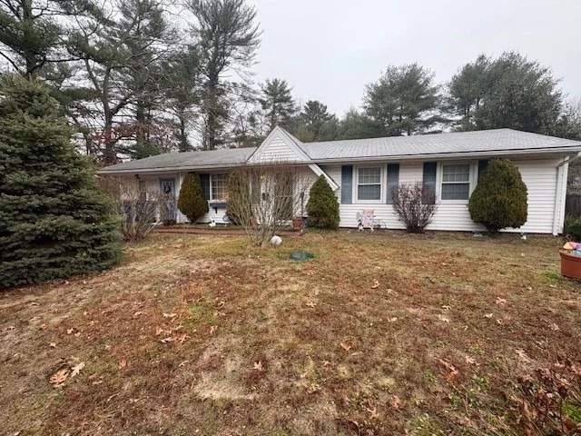 Unit for sale at 11 Acoaxet Ln, Wareham, MA 02576