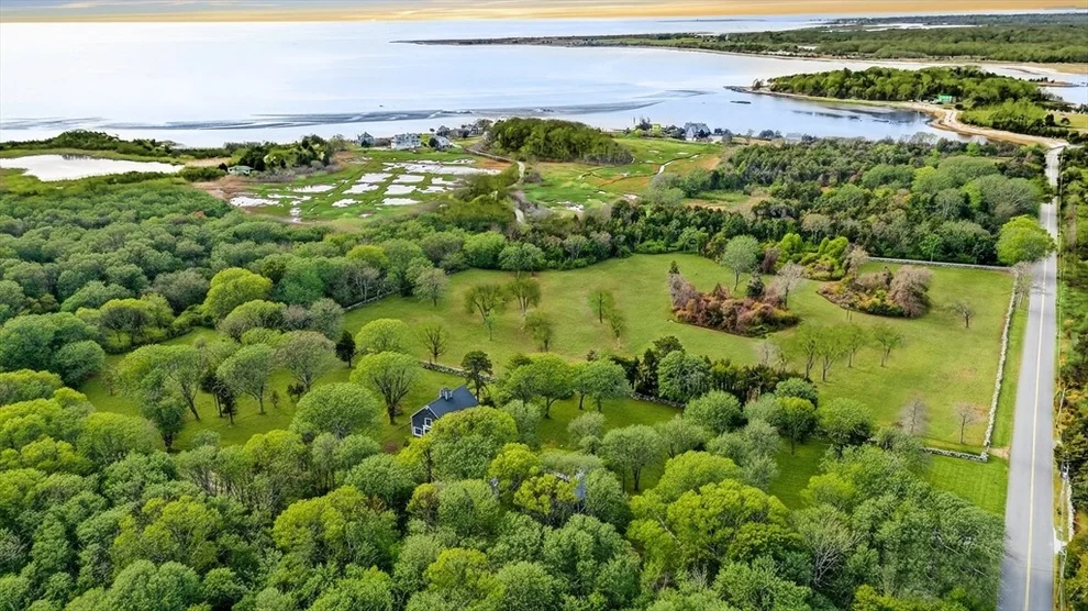 Unit for sale at 158 Little River Rd, Dartmouth, MA 02748