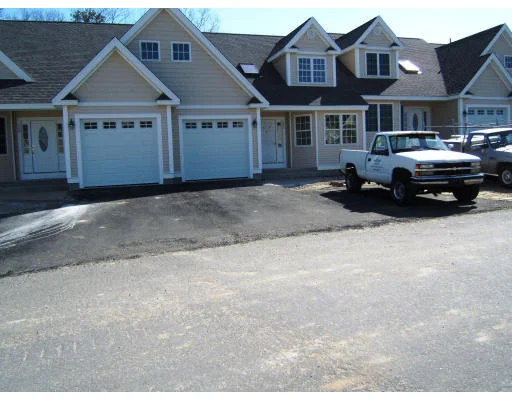 Unit for sale at 18 Carrington Lane, Uxbridge, MA 01569