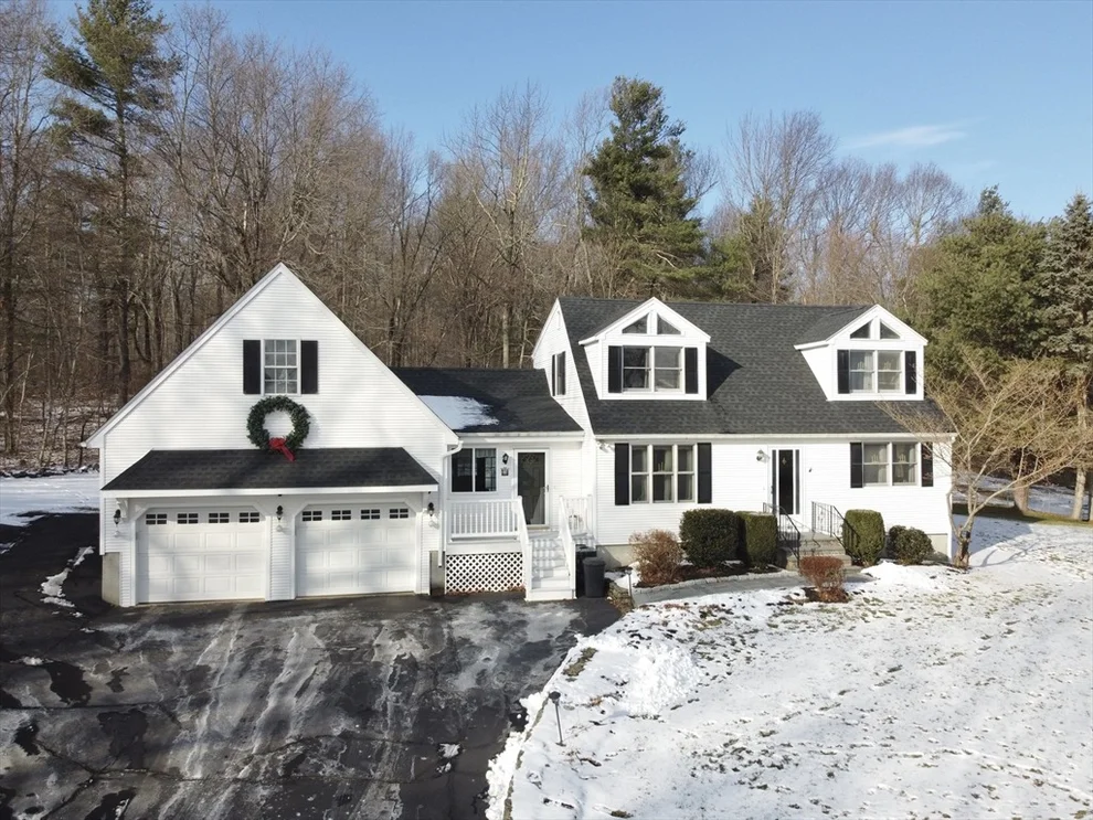 Unit for sale at 10 Old Stafford Tpke, Leicester, MA 01542