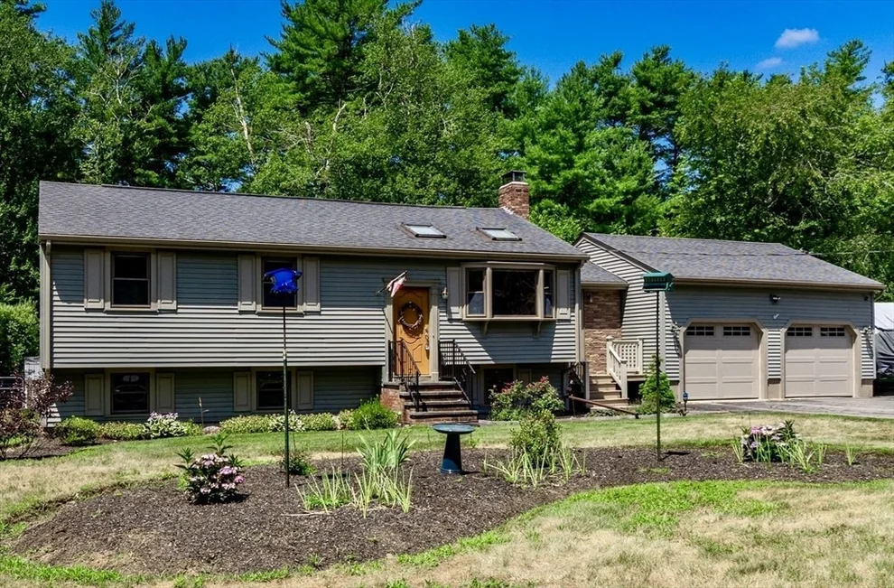 Unit for sale at 508 Crane Ave S, Taunton, MA 02780