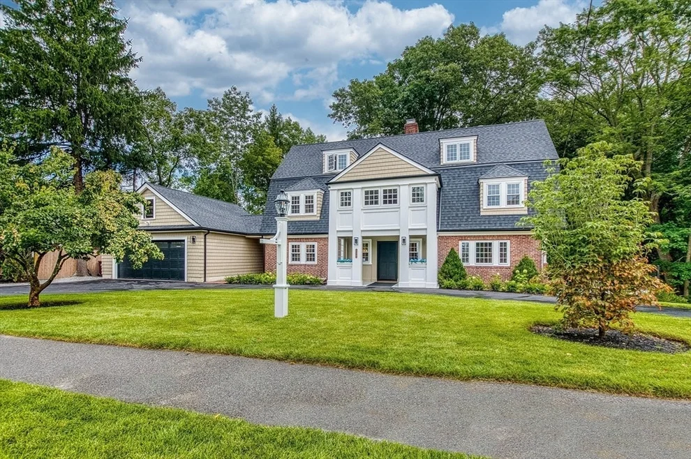 Unit for sale at 178 Mount Vernon St, Dedham, MA 02026