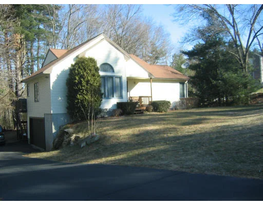 Unit for sale at 31 Rogerson Crossing, Uxbridge, MA 01569