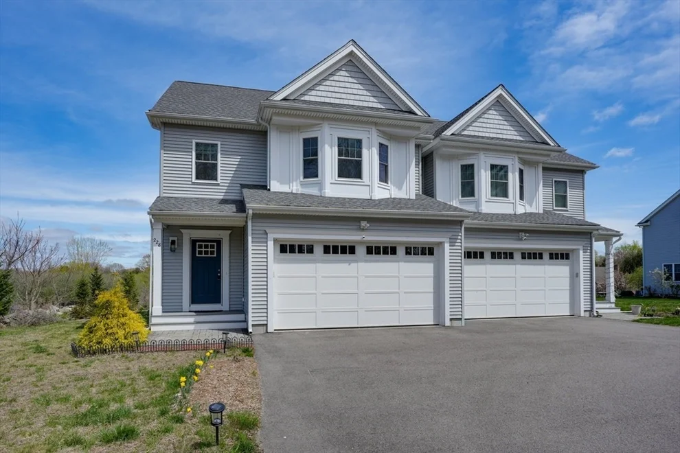 Unit for sale at 228 Norfolk St, Holliston, MA 01746