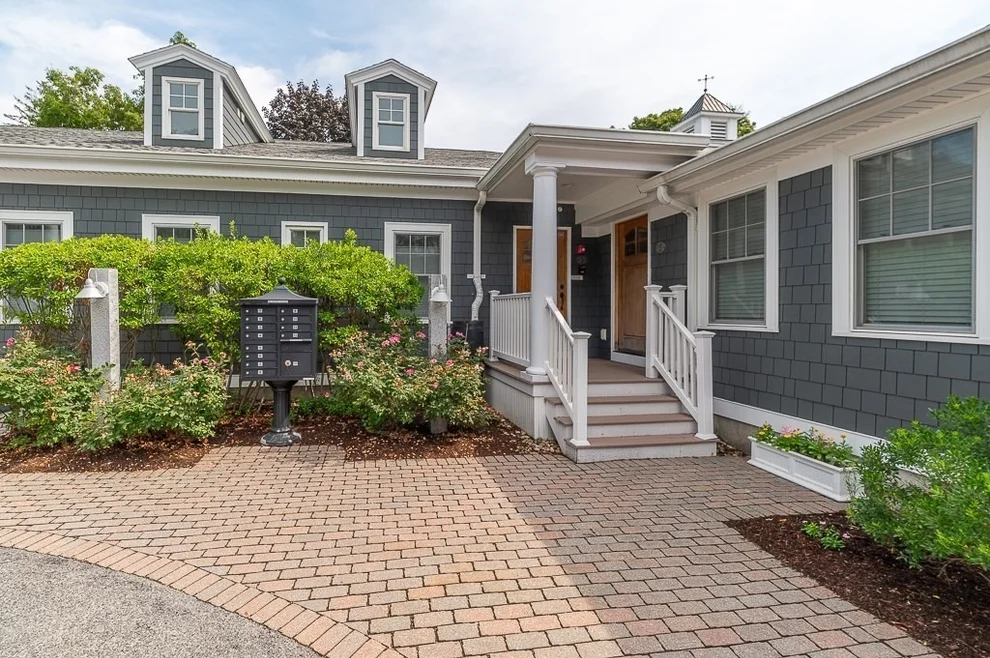 Unit for sale at 16 Green, Ipswich, MA 01938