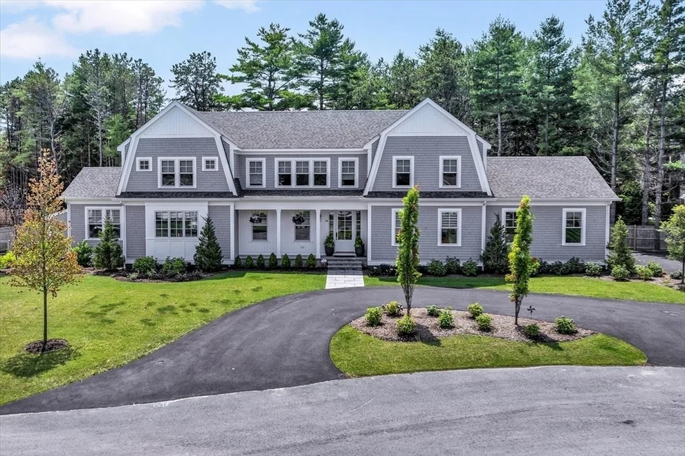 Unit for sale at 14 Willow Circle, Mashpee, MA 02649