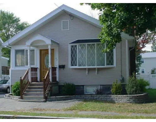 Unit for sale at 43 Piermont St, Quincy, MA 02170