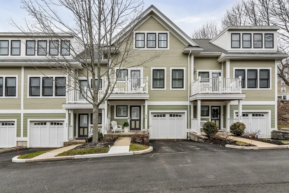 Unit for sale at 6 Summer St, Manchester, MA 01944