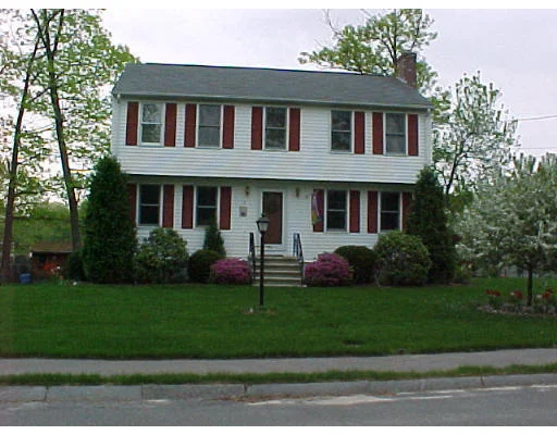 Unit for sale at 2 Cypress Rd, Milford, MA 01757