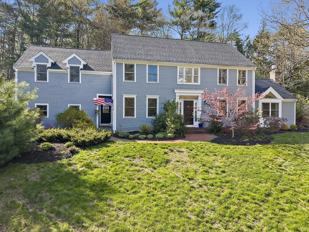 Unit for sale at 121 Hampstead Way, Marshfield, MA 02050