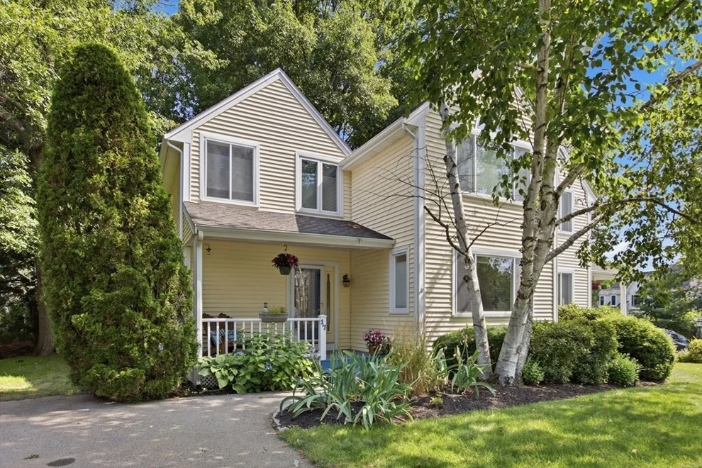 Unit for sale at 17 Lanes End, Natick, MA 01760