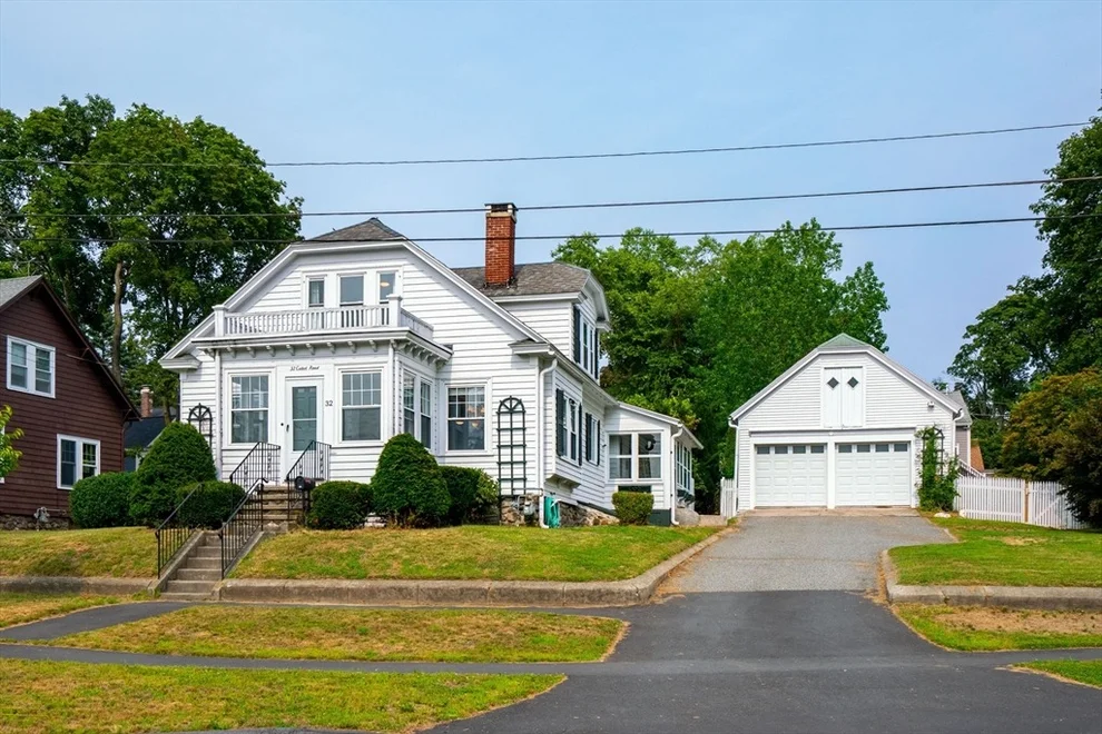 Unit for sale at 32 Cabot Rd, North Andover, MA 01845